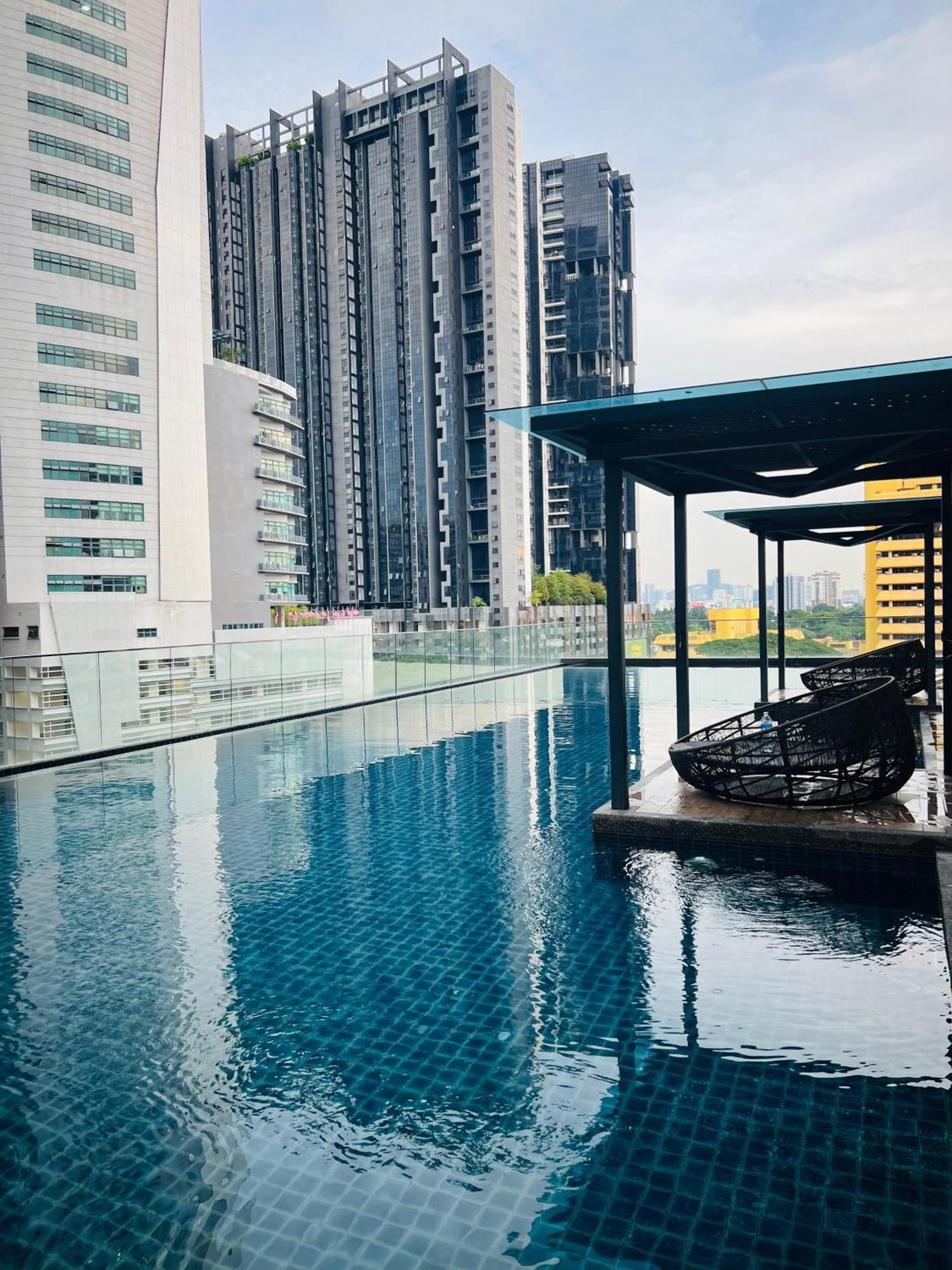 Reizz Residence By Elysium Kuala Lumpur Eksteriør billede